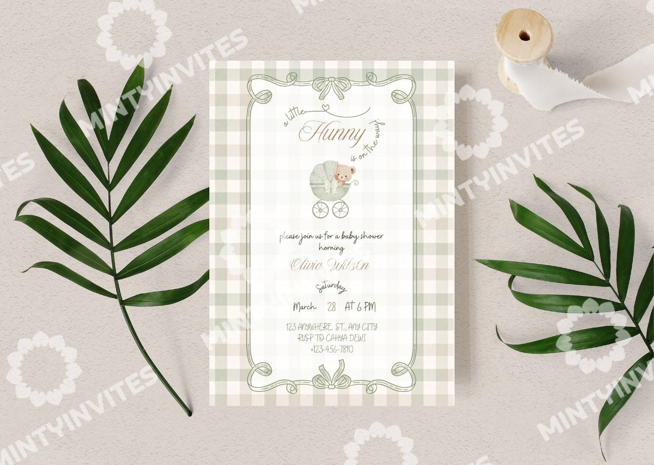 Little Hunny Invitation - MintyInvites
